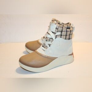 Sorel Out N About IV Chillz Waterproof Women’s Boots Size 8 NEW